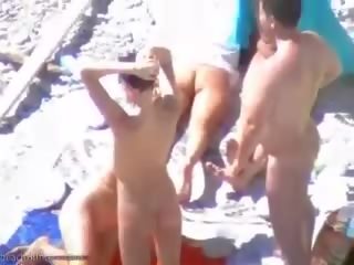 Opalování pláž děvky mít někteří dospívající skupina x jmenovitý video zábava