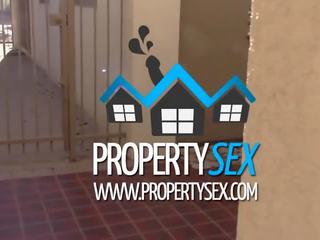 Propertysex skaistas realtor blackmailed stāšanās sekss renting birojs telpa
